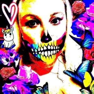 Meet your Posher, Audrey